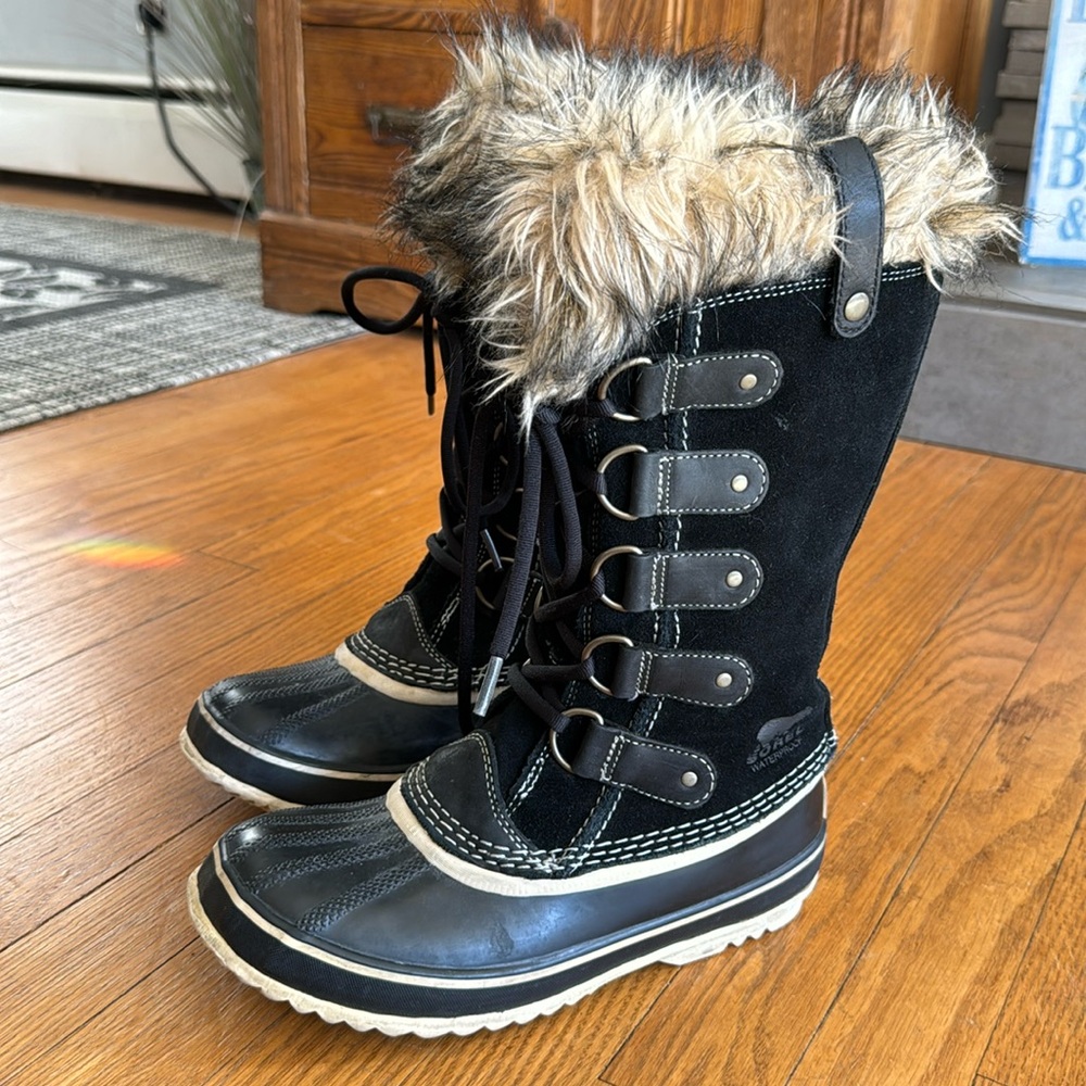 Sorel Joan of Arctic boots